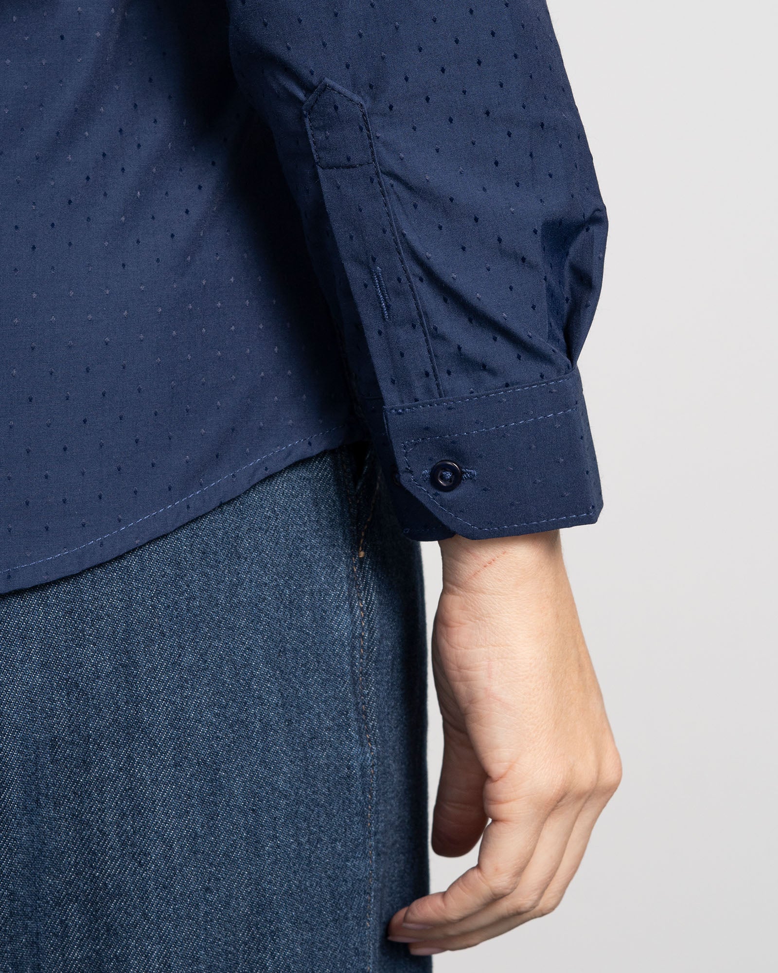 Camisa Azul Oscura Puntos Mujer - Image 6
