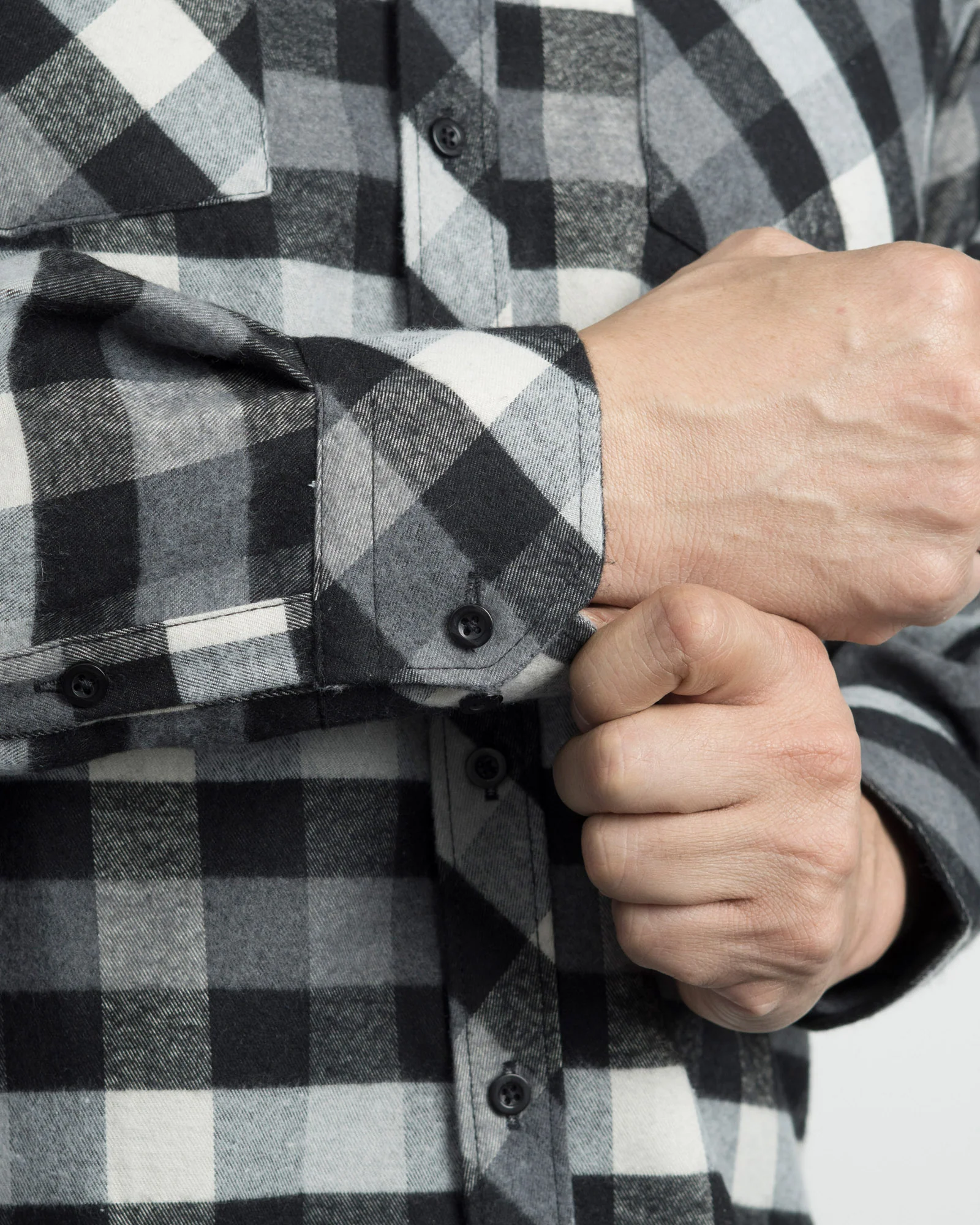 Camisa Leñadora Cuadros Negros - Image 6