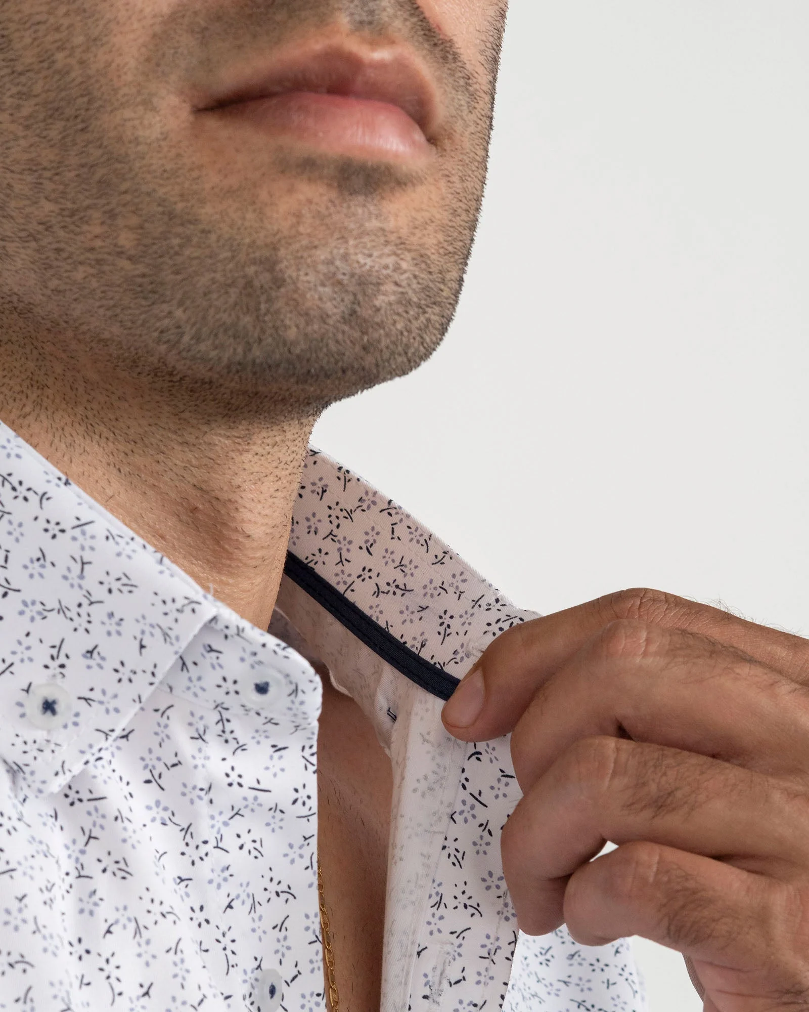 Camisa Print Hojas Blancas - Image 5