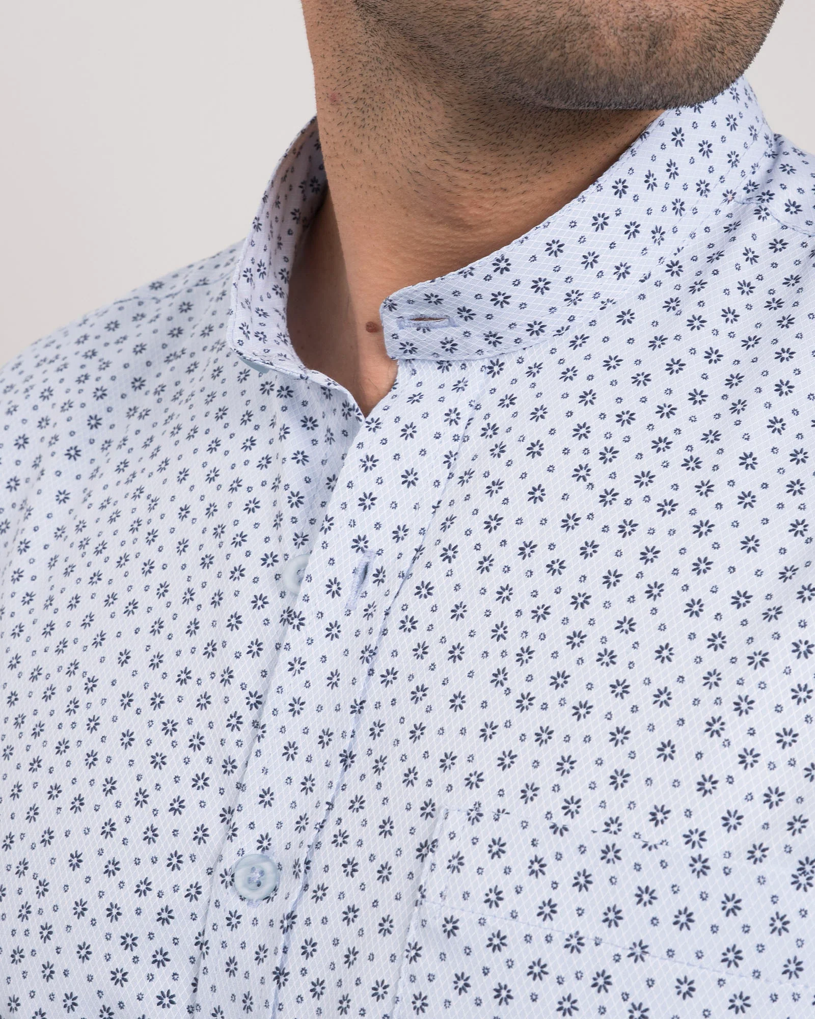 Camisa Azul Clara Print Cuello Mao - Image 4